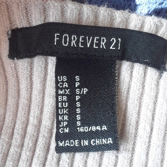 Shirt sweater material. - Picture 2 of 3